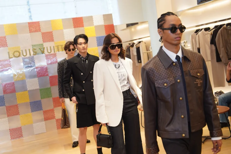 Seasonal in-store showcase